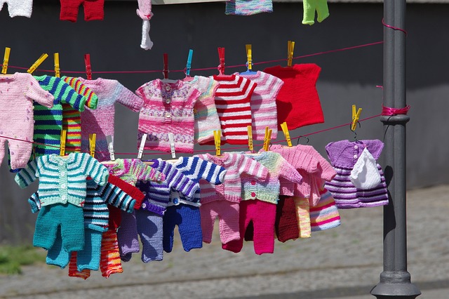 5. Správná teplota praní oblečení podle materiálu: Klíč k​ dlouhodobému zachování barvy a​ tvaru