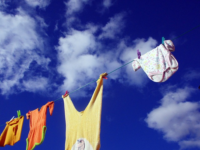 8. Praní prádla v hotelu: Co byste měli vzít v potaz při plánování​ svého ‌pobytu