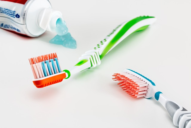 Další tipy pro udržení ústního zdraví a zhygienizovaných chráničů zubů