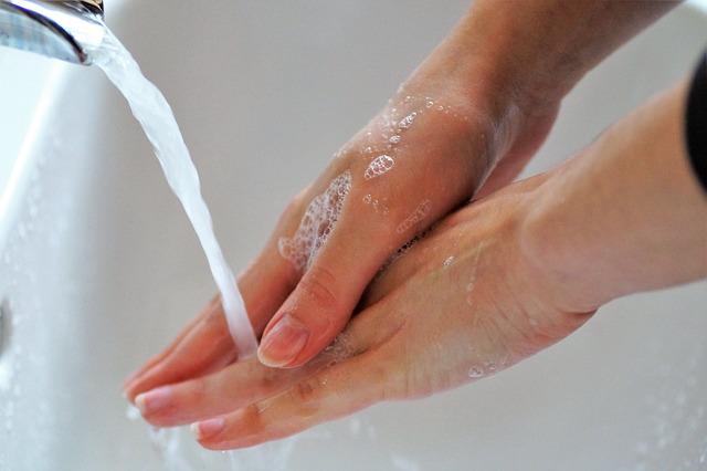 Prevence vzniku bakterií v prostoru sprchového koutu