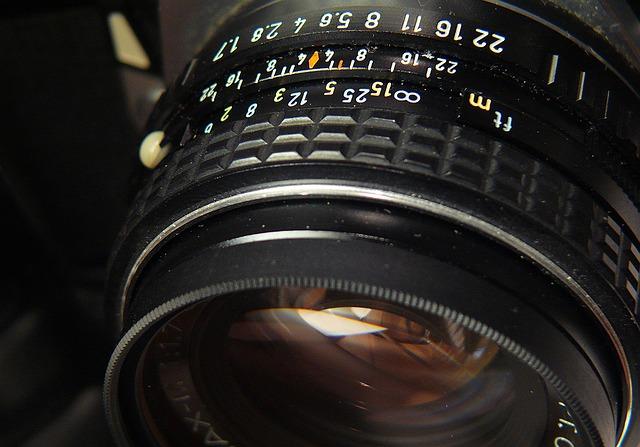 Jak a čím umýt televizní obrazovku: Bezpečné čištění 5 Důkladný průvodce čištěním televizní obrazovky